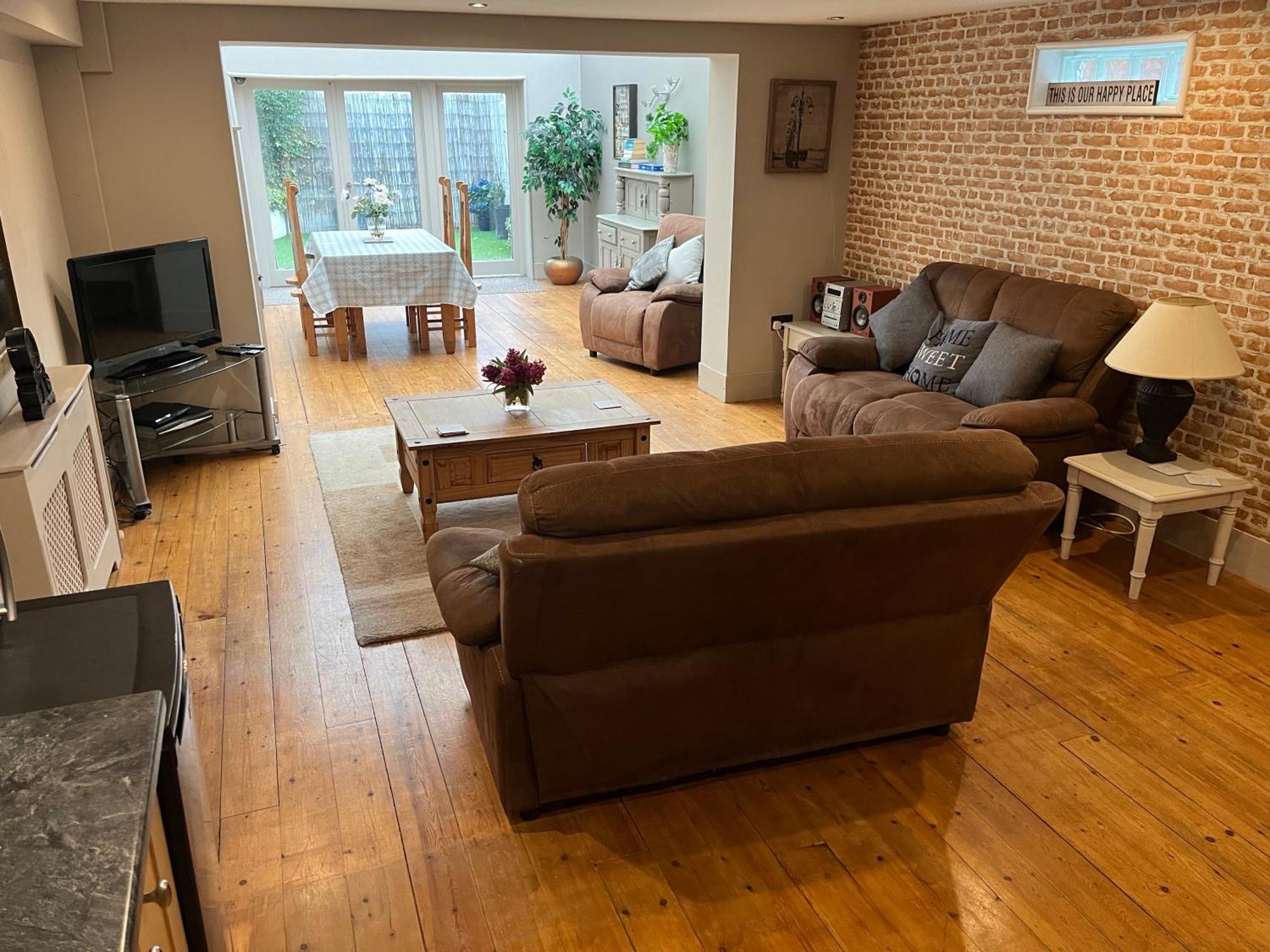 צ'סטרפילד Large 2-Bed House Derbyshire Off Chatsworth Rd מראה חיצוני תמונה